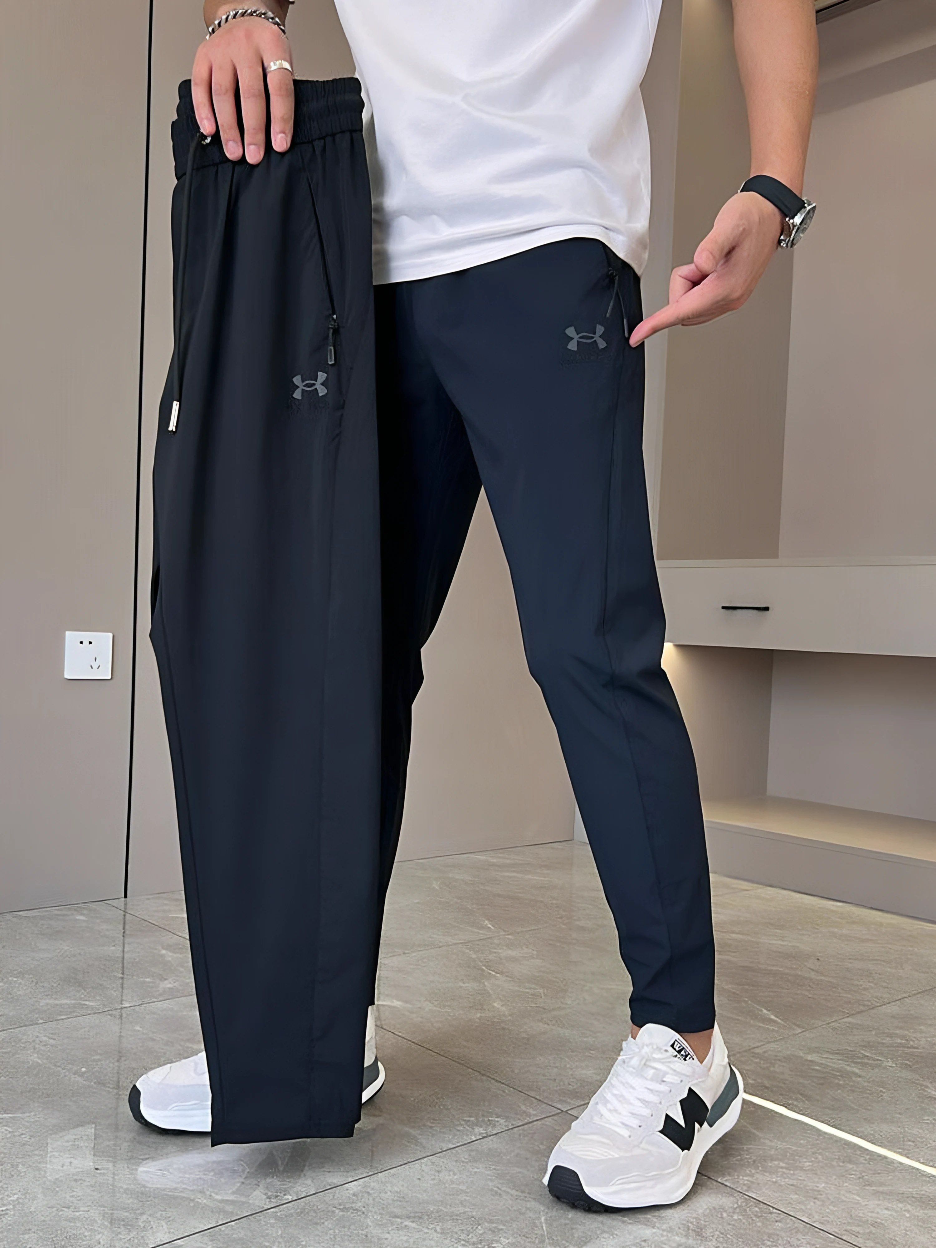 Under Armour – Unisex Ultra Stretch Pants