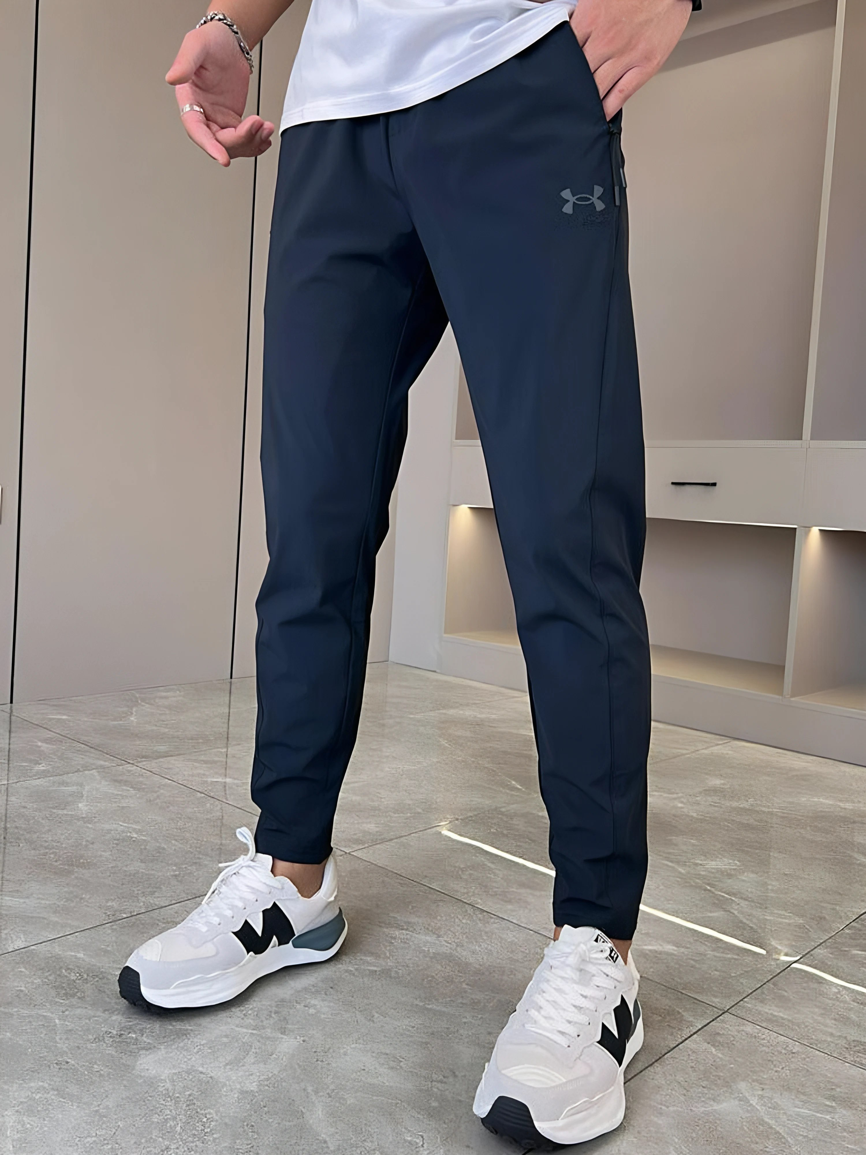 Under Armour – Unisex Ultra Stretch Pants